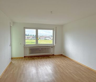 HEGERICH: Großzügige und helle 3-Zimmer Wohnung mit traumhaftem Blick ins Grüne! - Foto 4