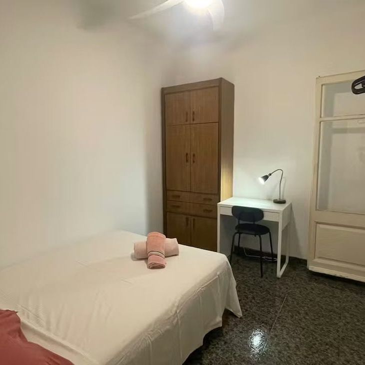 Carrer de Bordeus, Barcelona, Catalonia 08029 - Photo 1