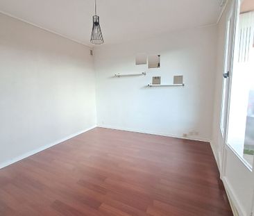 Location Appartement 1 pièce 29m² - Photo 3