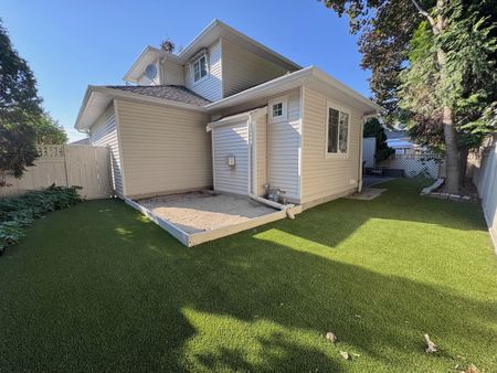 Lower Mission: 3 bed, 2.5 bath House - Photo 3