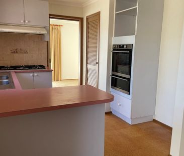 Spacious family home - Photo 3