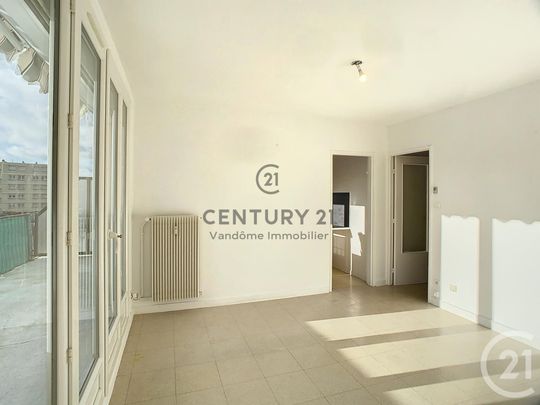 Location Appartement 2 pièces 45m² CREPY EN VALOIS 60800 - Photo 1