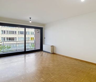 Appartement te huur - foto 2