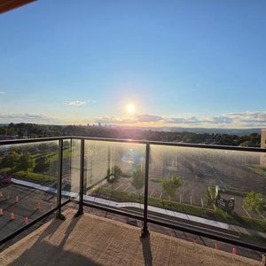 Cession de bail - Condo locatif 4 1/2 + Lévis (Desjardins) ***1 mois gratuit**** Animaux acceptés. - Photo 2