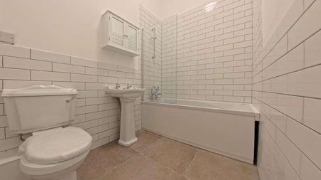 Claremont Crescent, Weston-super-mare, BS23 - Photo 5