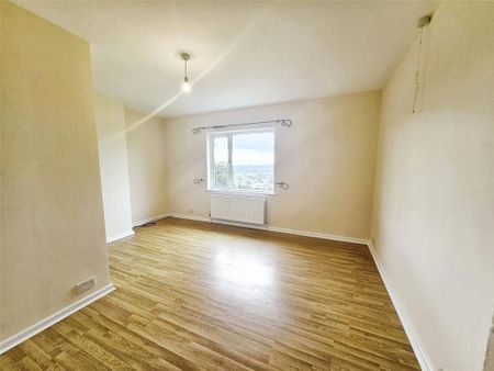 3 bedroom detached house to rent - Photo 3