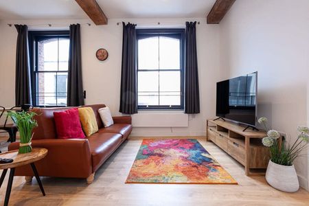 School Street - Photo 4