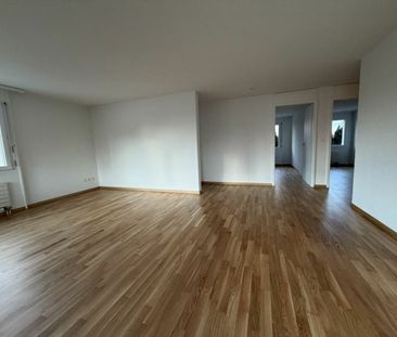 Bright 4.5 room apartment with large balcony - Foto 1