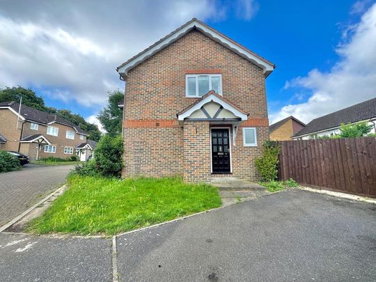 4 bedroom detached house to rent - Photo 1