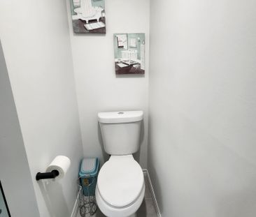 For Lease - 295 Duckworth Street Unit# #2, Barrie, Ontario - Photo 4