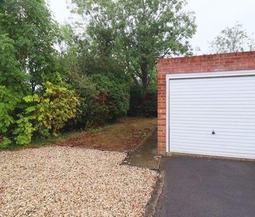 2 bedroom maisonette to rent - Photo 6