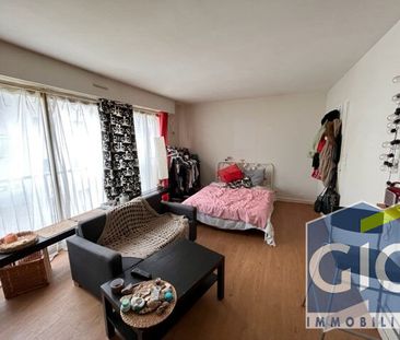 Location Appartement 1 pièce 29m² - Photo 1