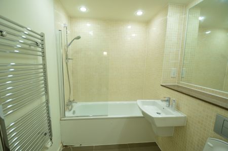 3 Laban Walk, Deptford, SE8, London - Photo 2