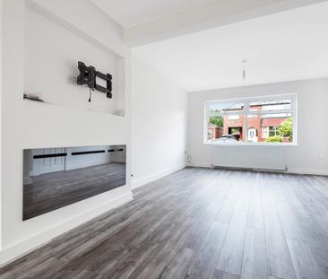 3 bedroom House To Let Total Size: 1089 SQ FT - Photo 2