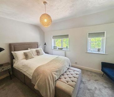 2 bedroom semi-detached house to rent - Photo 3