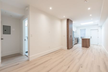 For Lease - 84 Sparkhall Avenue Unit# Upper Floor, Toronto, Ontario - Photo 2