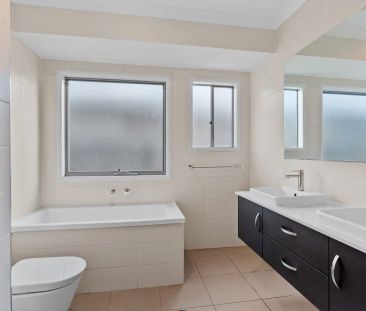 “FAMILY HOME - READY FOR YOU!” - Photo 6
