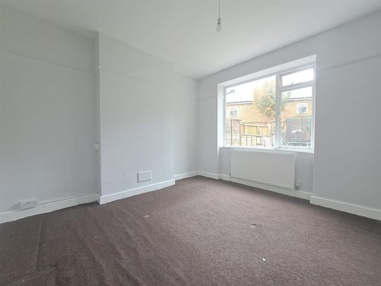 Tremaine Court, Lyham Road, London SW2 - Photo 1