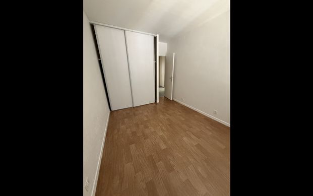 Location Appartement 3 pièces 68 m² Saint-Gaultier - Photo 1