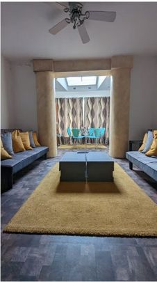 Room in a Shared House, Burley Road, LS4 - Photo 1