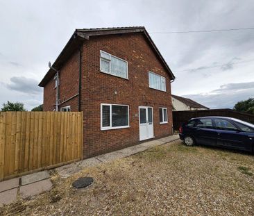 3 bedroom apartment to rent - Photo 4