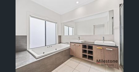 11 Marshy Avenue, Cranbourne East, Vic 3977 - Photo 4