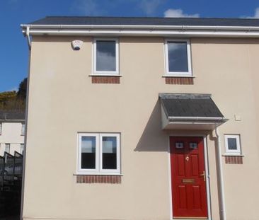 ***WHP Apply on line** 3 bed house Pen Isa Coed, St Thomas Minimum ... - Photo 1