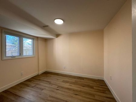 For Lease - 4 Mendys Forest(Lower Level) N/A, Aurora, Ontario - Photo 3