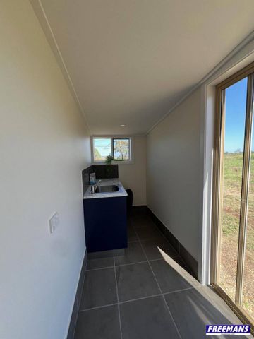 Furnished Studio, Electricity Included and Weekly Cleaning - Photo 5