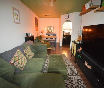 2 Bedroom Apartment To Let - Photo 2