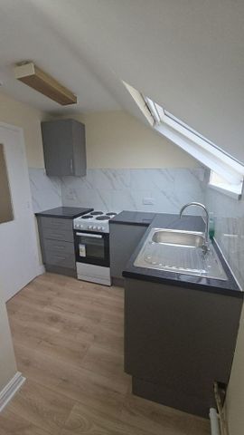 1 bedroom flat to rent - Photo 3