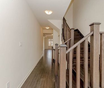 For Lease - 20 Silver Meadow Gardens, Hamilton, Ontario - Photo 1
