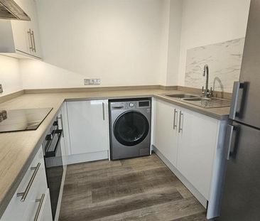 2 bedroom apartment to rent - Photo 5