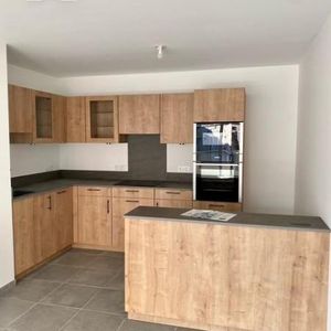 Centre Ville - T3 avec terrasse et garage - Photo 2