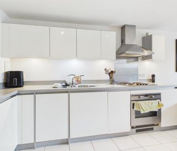 1 bedroom flat to rent - Photo 6
