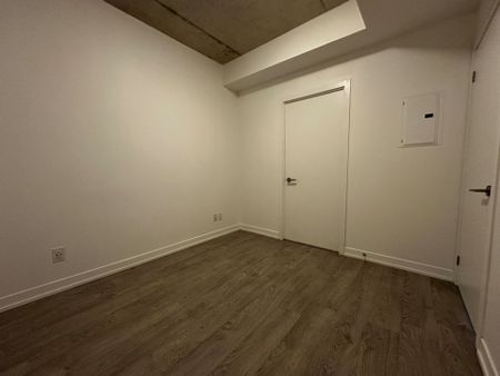 For Lease - 1205 Queen Street Unit# 306, Toronto, Ontario - Photo 5