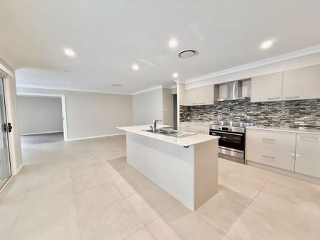 6 Wattawan Street, Fletcher - Photo 4