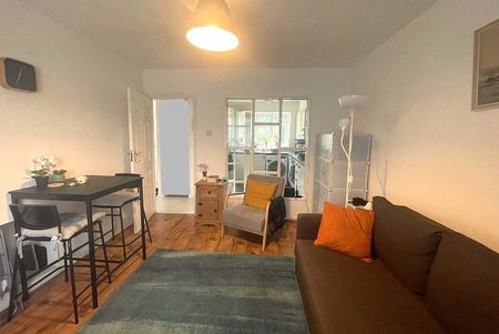 Hartington Road, London, W4 3UQ - Photo 2