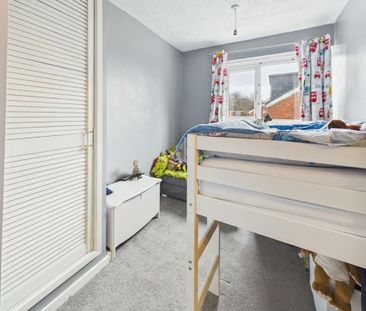 3 bedroom semi-detached house to rent - Photo 4