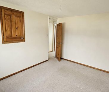 2 bedroom semi-detached house to rent - Photo 4
