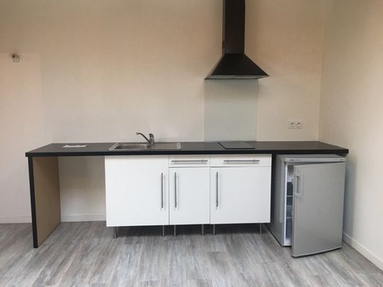 Location Appartement 1 pièce 21m² BORDEAUX 33000 - Photo 1