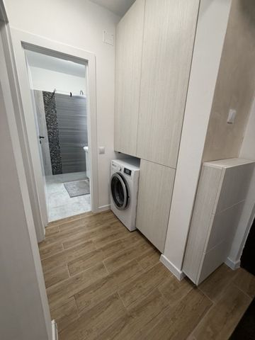 Dristor fix la metrou totul nou - Fotografie 5