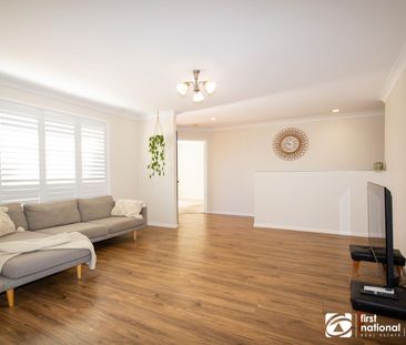 SPACIOUS FAMILY LIVING IN SOUTH MUDGEE - Photo 1