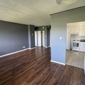 Au Dernier étage Une Chambre Disponible Dès Maintenant ! - Photo 2