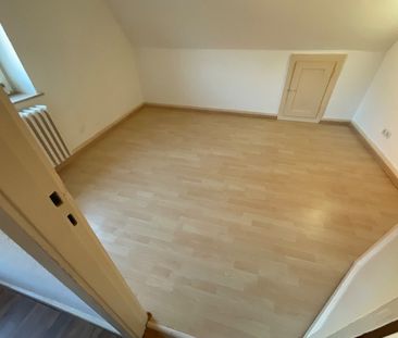 Charmante 2-Zimmer-Etagenwohnung in naturnaher Lage von Kiel - Photo 1