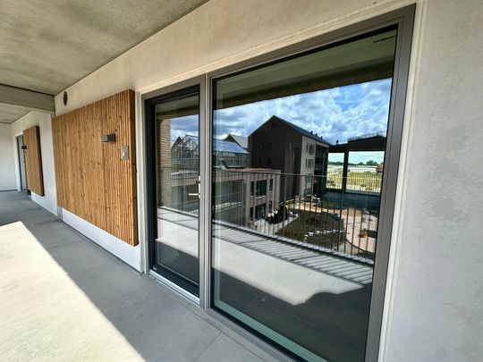 Moderne 2-værelses lejlighed med altan i Nørresundby - Photo 1