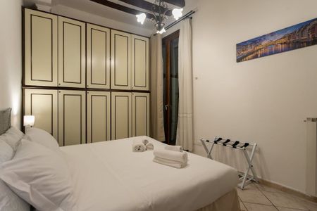 Via del Porcellana, Florence, Tuscany 50123 - Photo 2