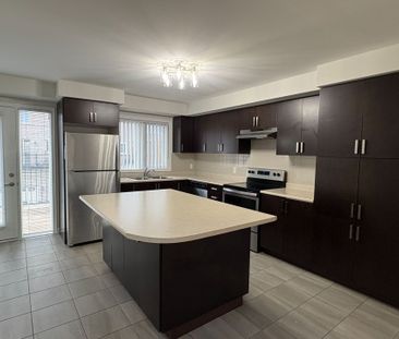 For Lease - 1 Beckenrose Court Unit# 157, Brampton, Ontario - Photo 5