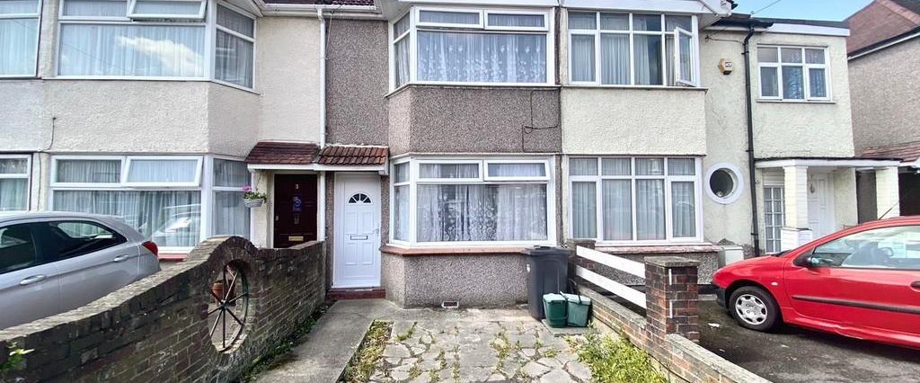 2 bedroom semi-detached house to rent - Photo 1