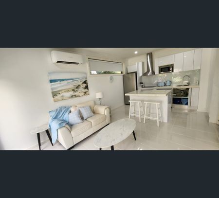 9/542 Esplanade, Urangan, Qld 4655 - Photo 3